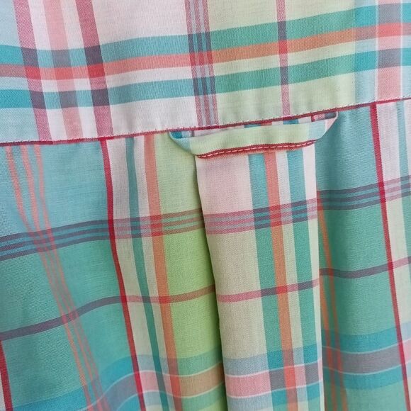 Sun River button down, plaid shirt w pocket. Short sleeve - Picture 6 of 6
